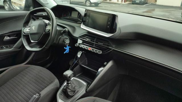 Peugeot 2008 image 5