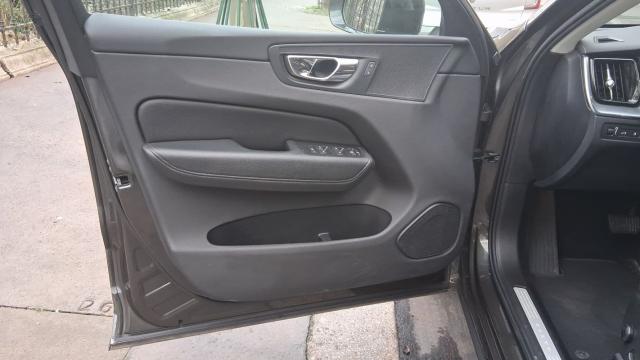 Volvo Xc60 image 7