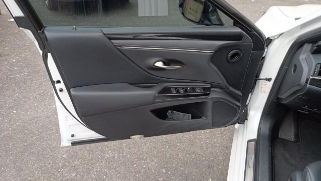 Lexus Es image 1