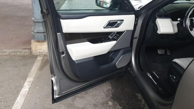 Land Rover Range Rover Velar image 4