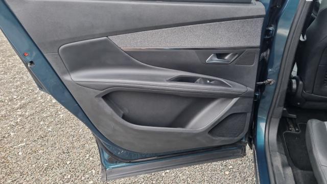 Peugeot 5008 image 7