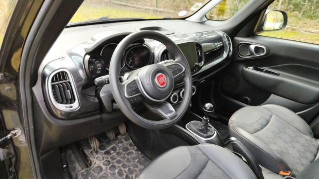 Fiat 500l image 1