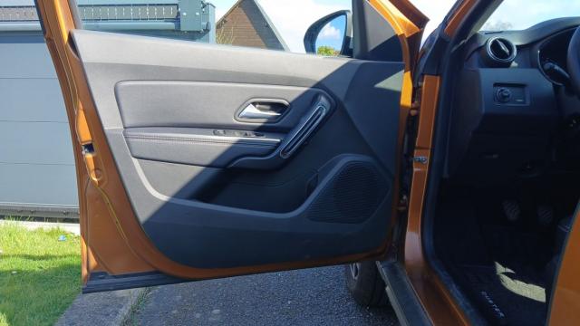 Dacia Duster image 8