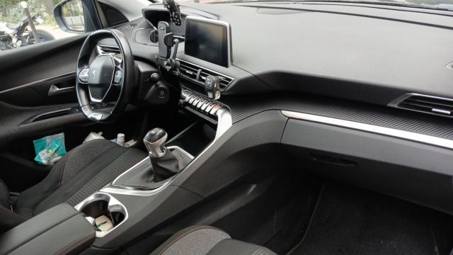 Peugeot 5008 image 9