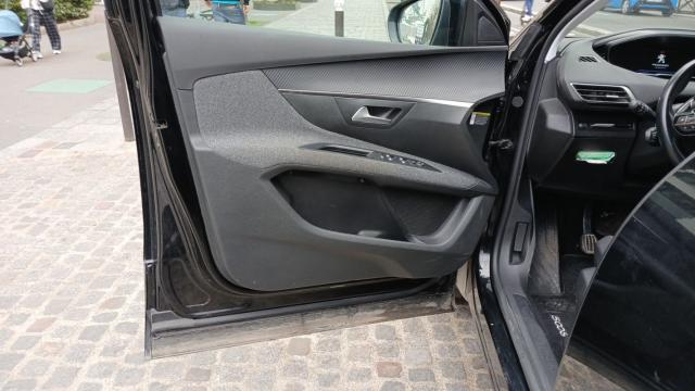 Peugeot 5008 image 5