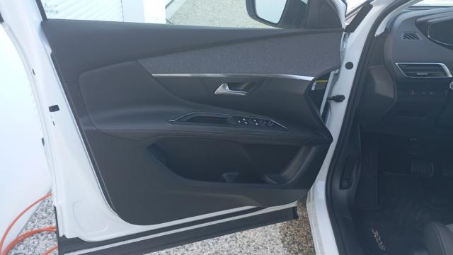 Peugeot 3008 image 4