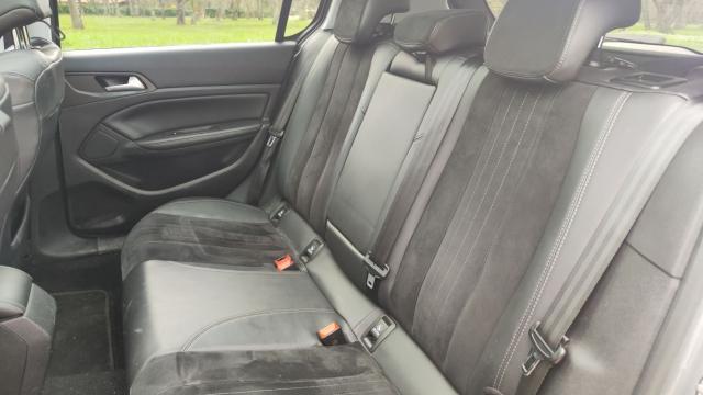 Peugeot 308 image 2