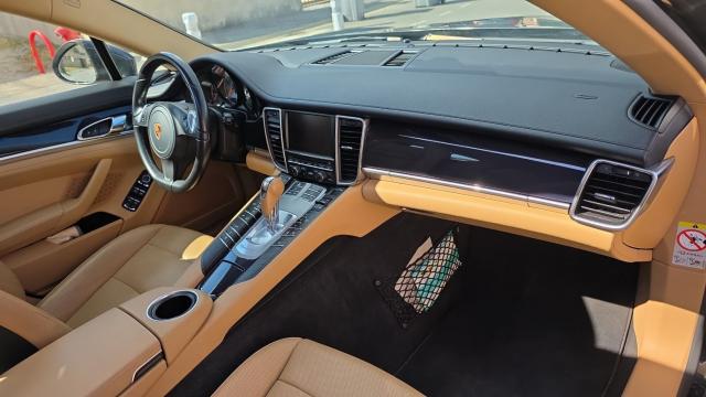 Porsche Panamera image 7