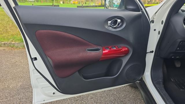 Nissan Juke image 8