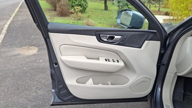 Volvo Xc60 image 9