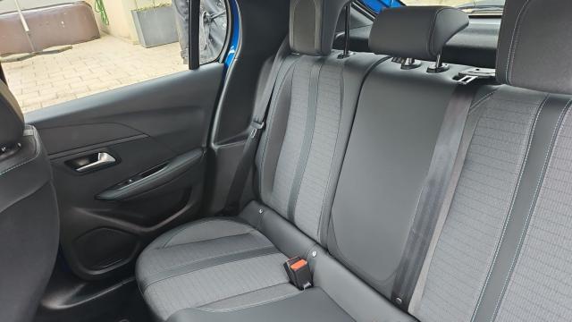 Peugeot 208 image 2
