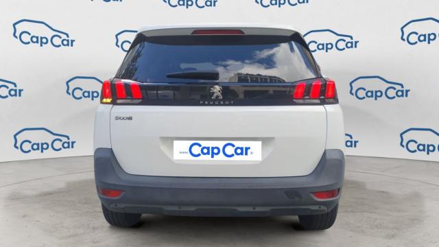 Peugeot 5008 image 2