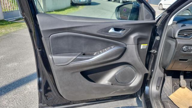 Opel Grandland X image 8