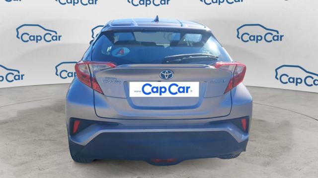 Toyota C-Hr image 2