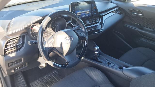 Toyota C-Hr image 5