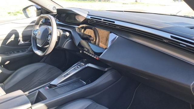 Peugeot 308 image 8