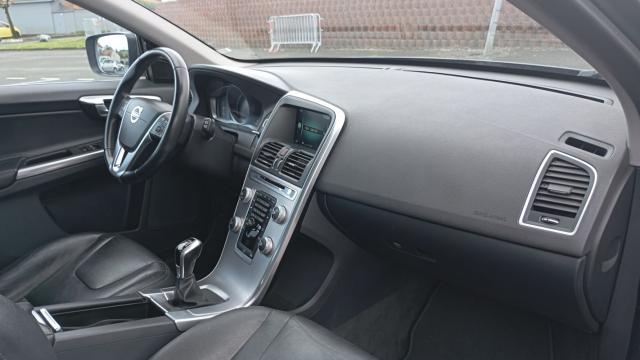 Volvo Xc60 image 8