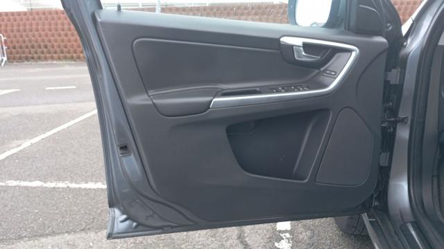 Volvo Xc60 image 7