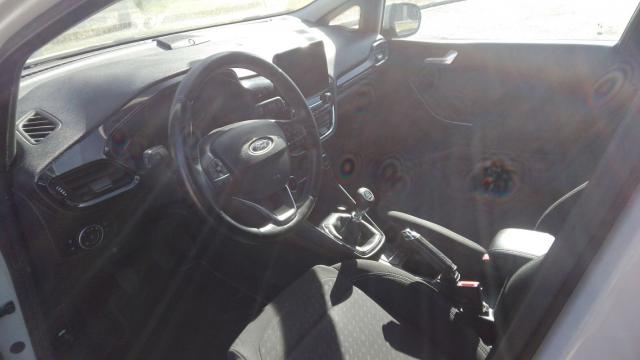 Ford Fiesta image 2