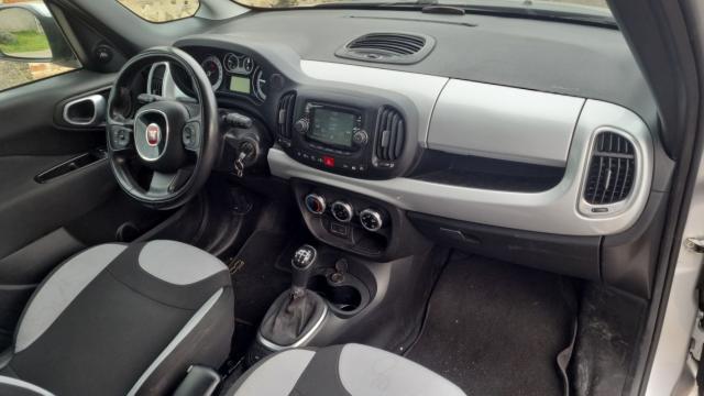 Fiat 500l image 7