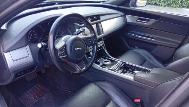 Jaguar Xf image 9