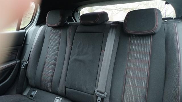 Peugeot 308 image 2
