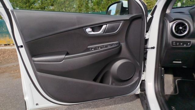 Hyundai Kona image 7