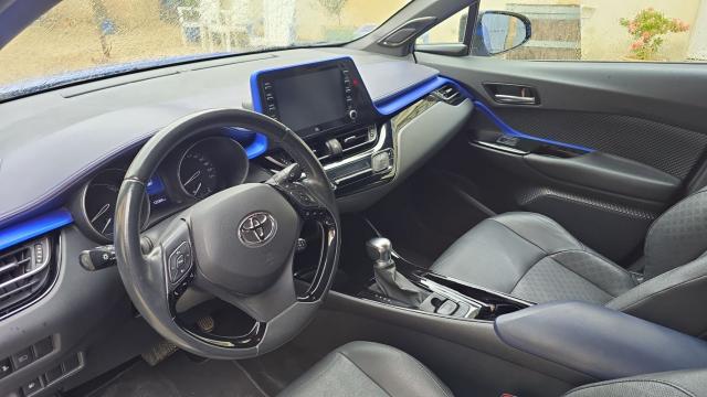 Toyota C-Hr image 9