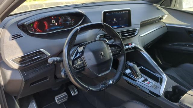 Peugeot 5008 image 3