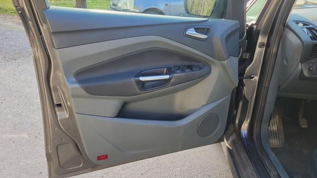 Ford C-Max image 1