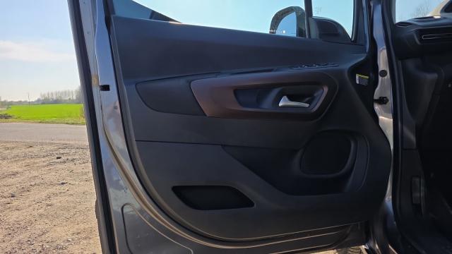 Peugeot Rifter image 6