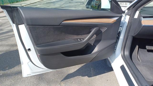Tesla Model 3 image 1
