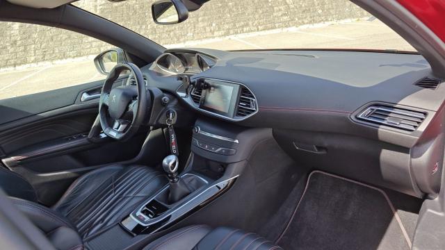 Peugeot 308 image 8