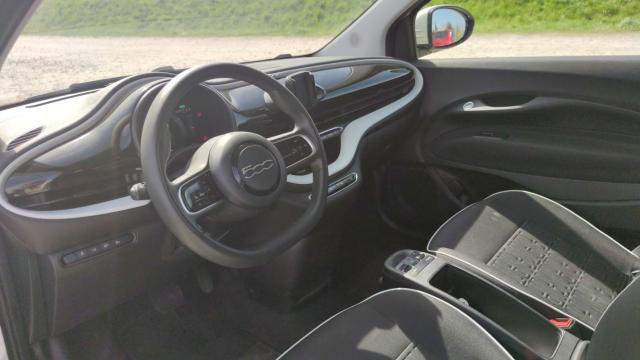Fiat 500 image 1