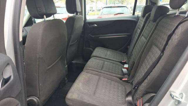 Opel Zafira Tourer image 5