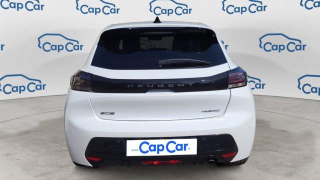 Peugeot 208 image 8