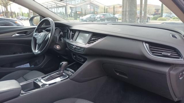 Opel Insignia Sports Tourer image 7