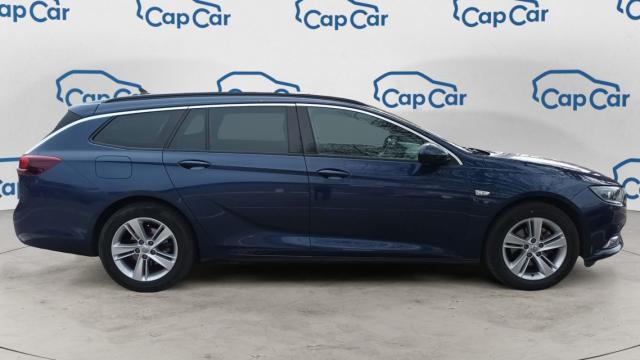 Opel Insignia Sports Tourer image 2