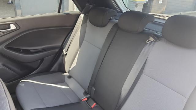 Hyundai I20 image 1