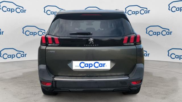 Peugeot 5008 image 1