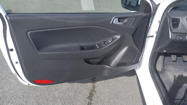 Hyundai I20 image 1