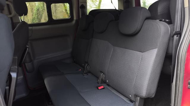 Nissan E-Nv200 image 4
