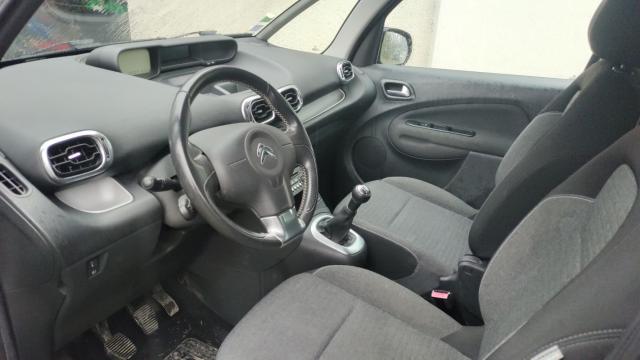 Citroen C3 Picasso image 2