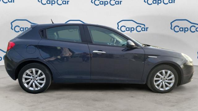 Alfa Romeo Giulietta image 2