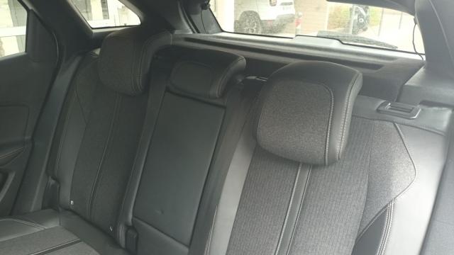 Peugeot 3008 image 4