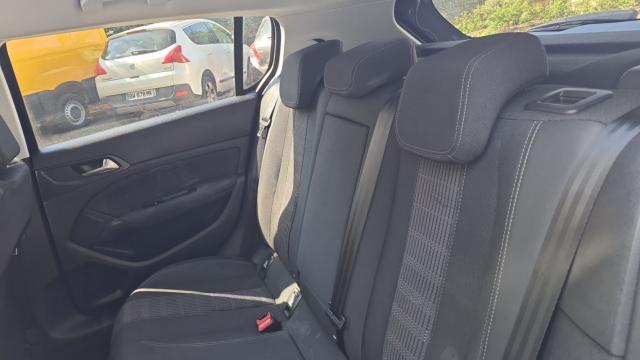 Peugeot 308 image 1
