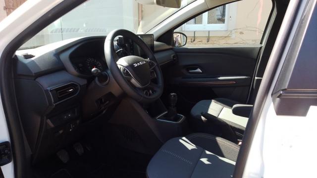 Dacia Sandero image 3