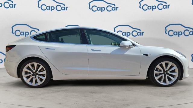 Tesla Model 3 image 9