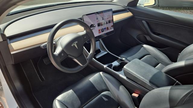 Tesla Model 3 image 7