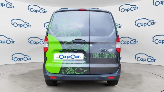 Ford Transit Courier image 9